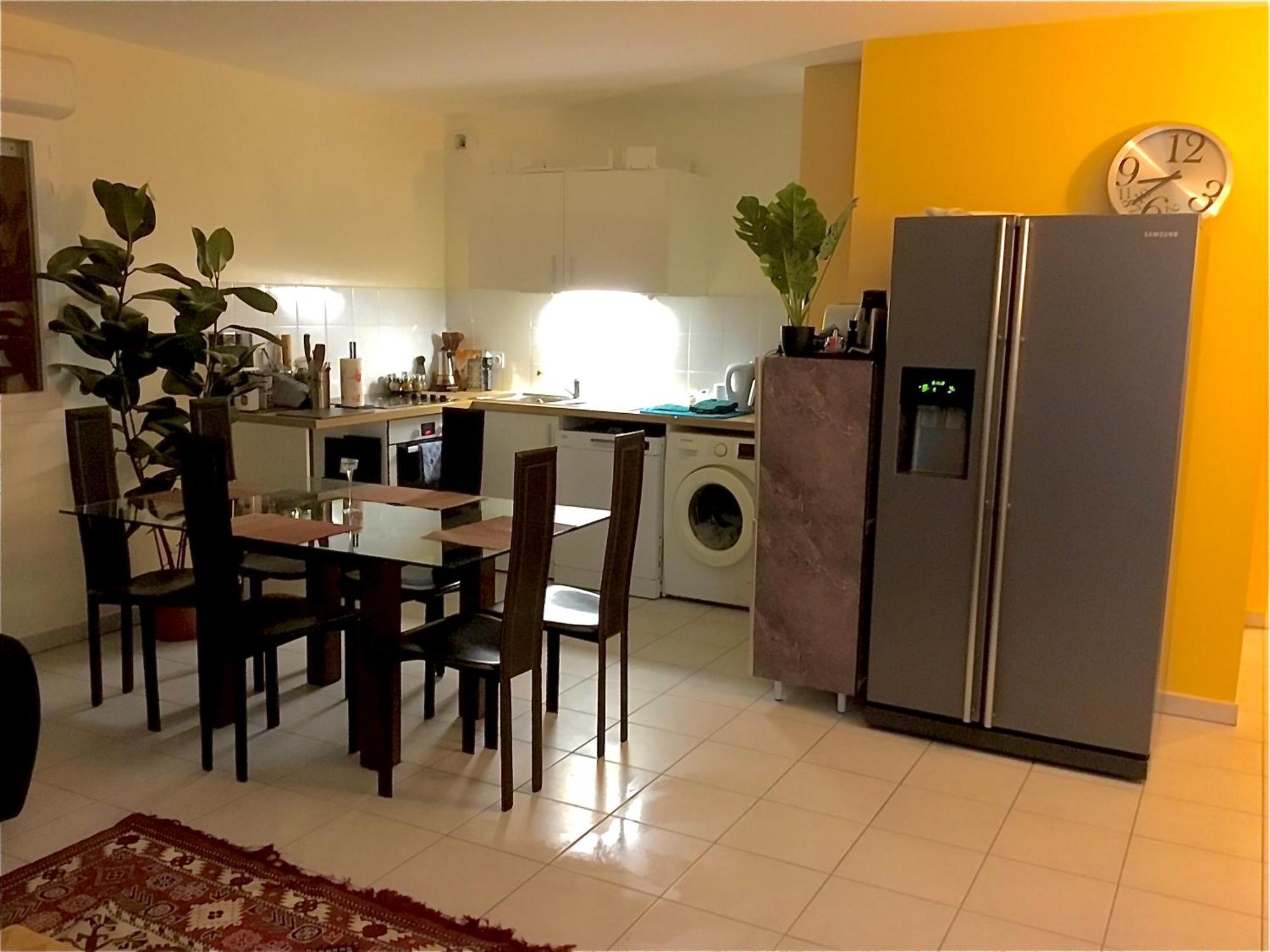 T2 Velodrome Prado Apartment Marseilles